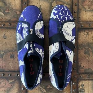 Miu Miu Blue White Floral Sneaker Moccasin 10